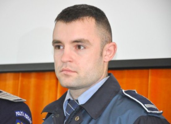 Au fost avansaţi în grad 48 de ofiţeri şi 142 de agenţi